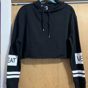 H&M Black Cropped Sweatshirt